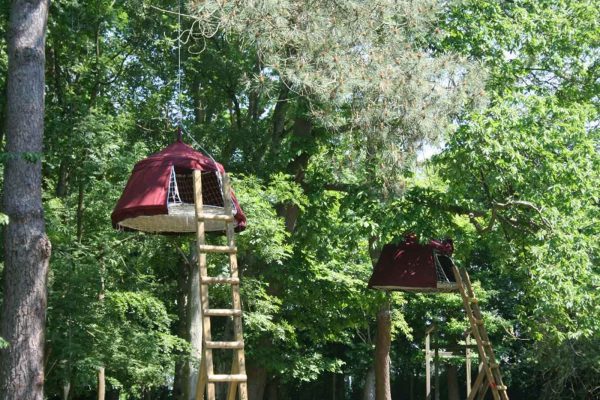Tente suspendue Woody Park Fécamp