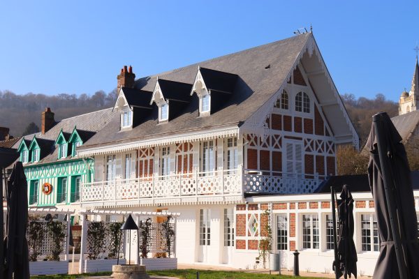 La White House à Villequier
