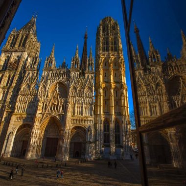 Cathédrale de Rouen depuis l'Office de Tourisme
