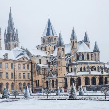 Mairie de Caen sous la neige
