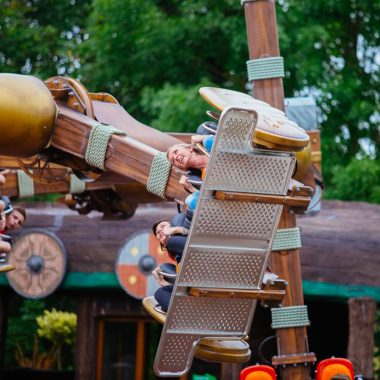 Attraction à Festyland, le plus grand parc d'attraction de Normandie