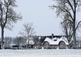 Chaumière en hiver